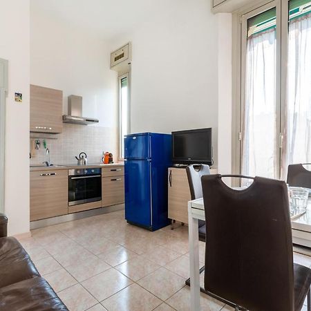 Cosy Apartment Close To Iulm University Milan Extérieur photo